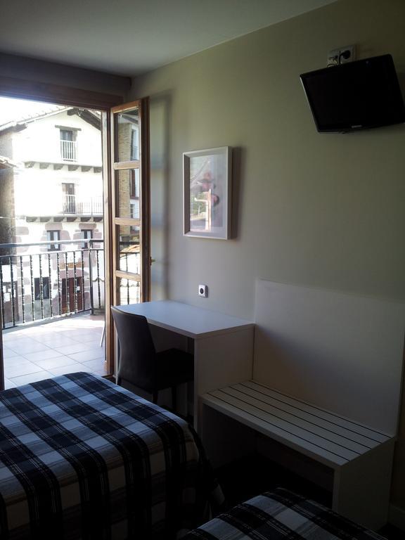Hostal Ameztia Doneztebe Pokoj fotografie